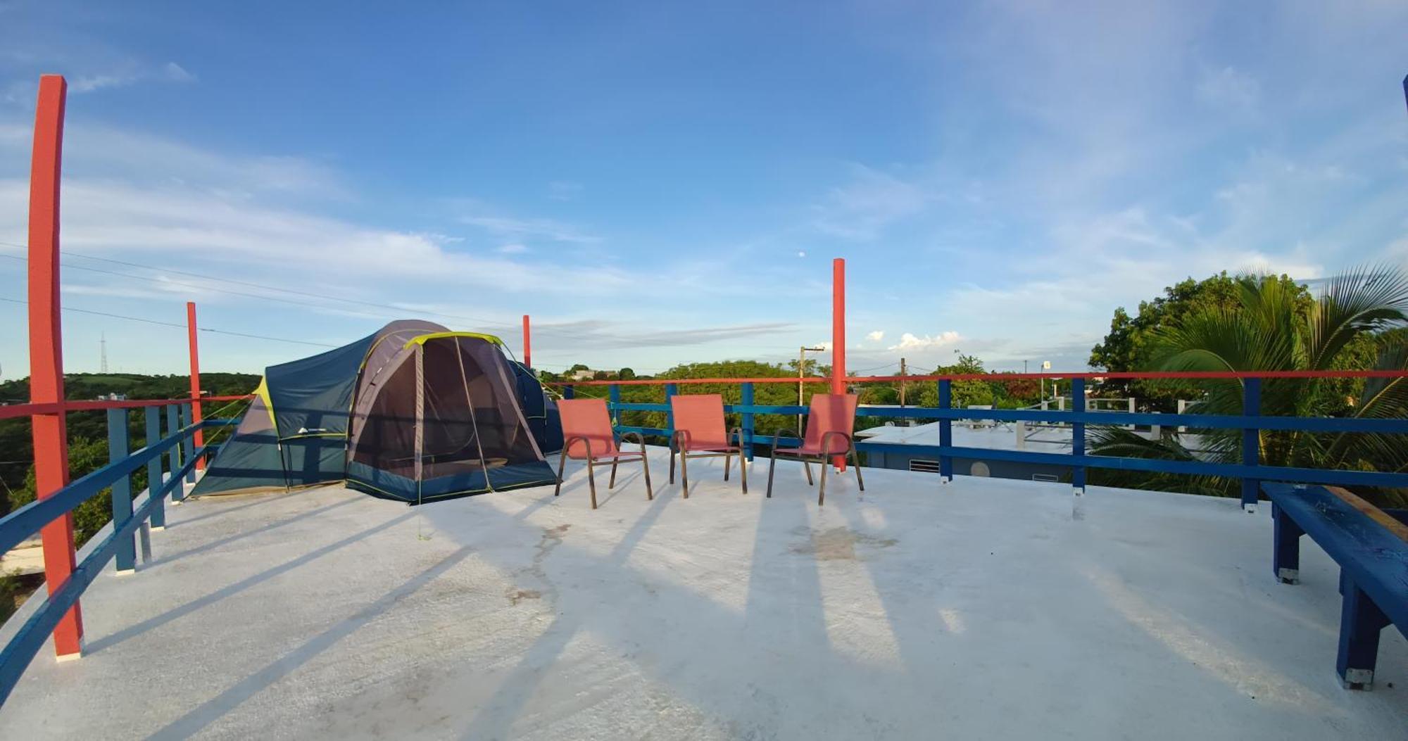 Rooster Run Glamping Camping Has Rooftop And Off The Ground Glamping Experience For 1 To 16 In A Single Tent And Views Of The Rain Forrest And To Culebra Across The Atlantic Ocean W Tents, Linens, Deluxe Air Beds, Warm Shower And More At A Great Pric Βιέκες Εξωτερικό φωτογραφία